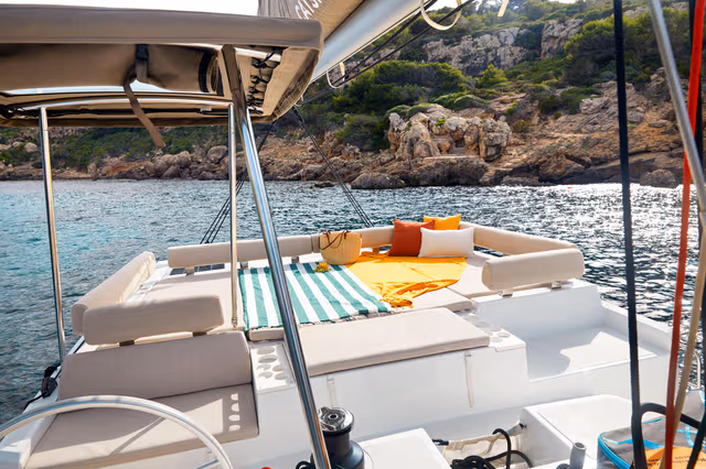 3_Rooftop_with_towels_e0dbb86a59